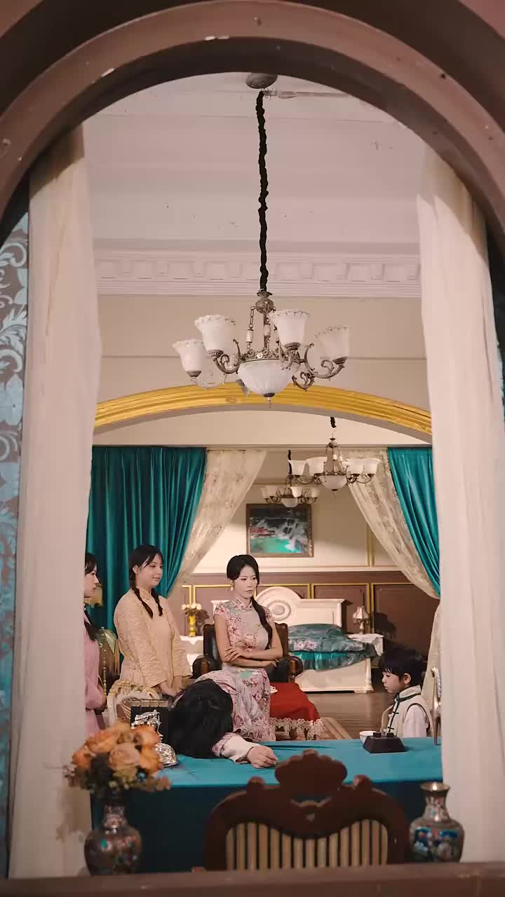 Gizemli Hanım izle